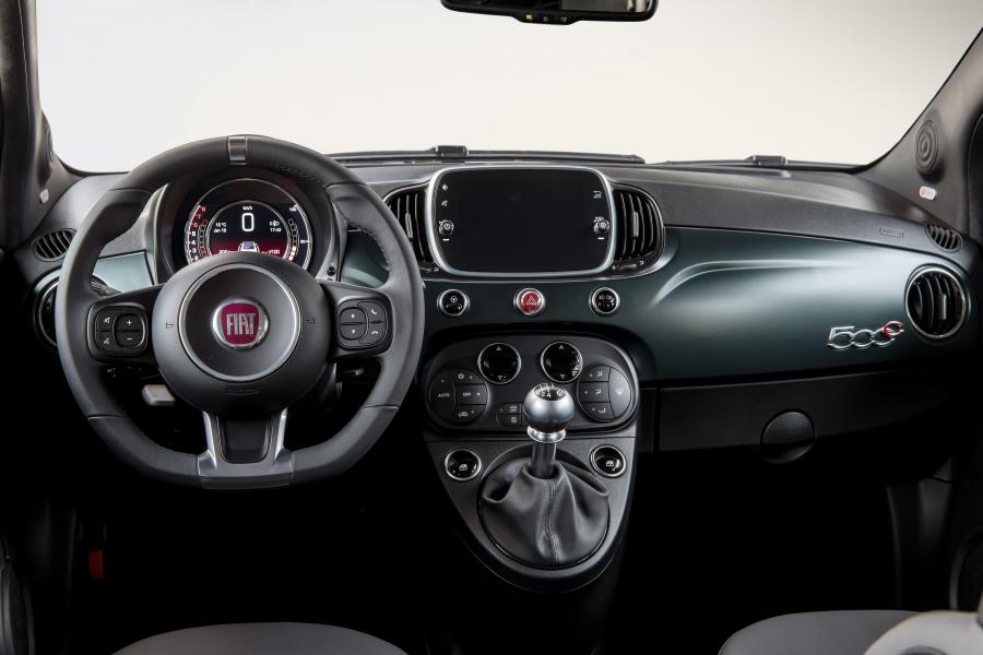 Торпедо Fiat 500 Rockstar (312) 2019 года  (фото 14 из 26)